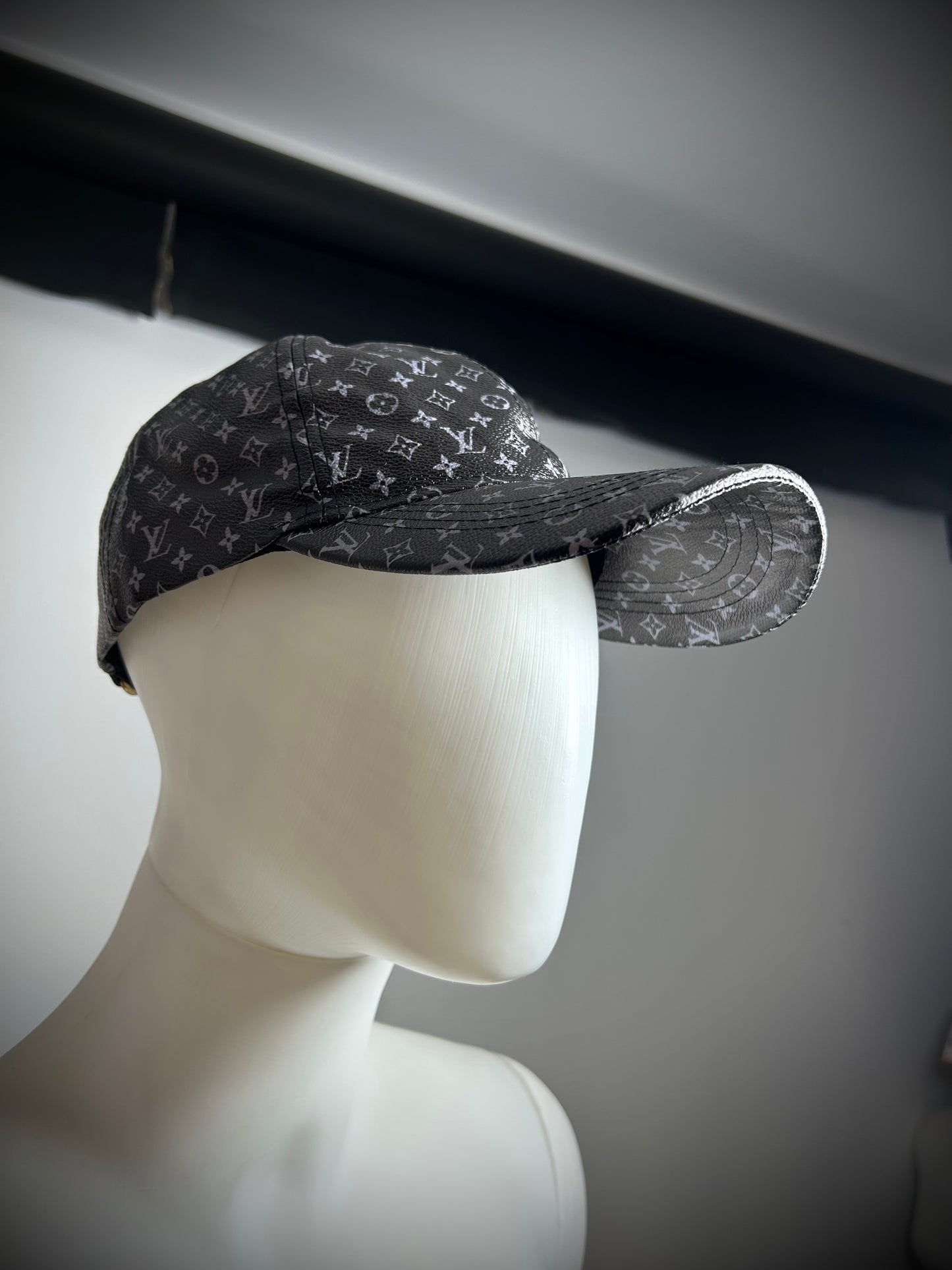 Sapca Louis Vuitton Grey