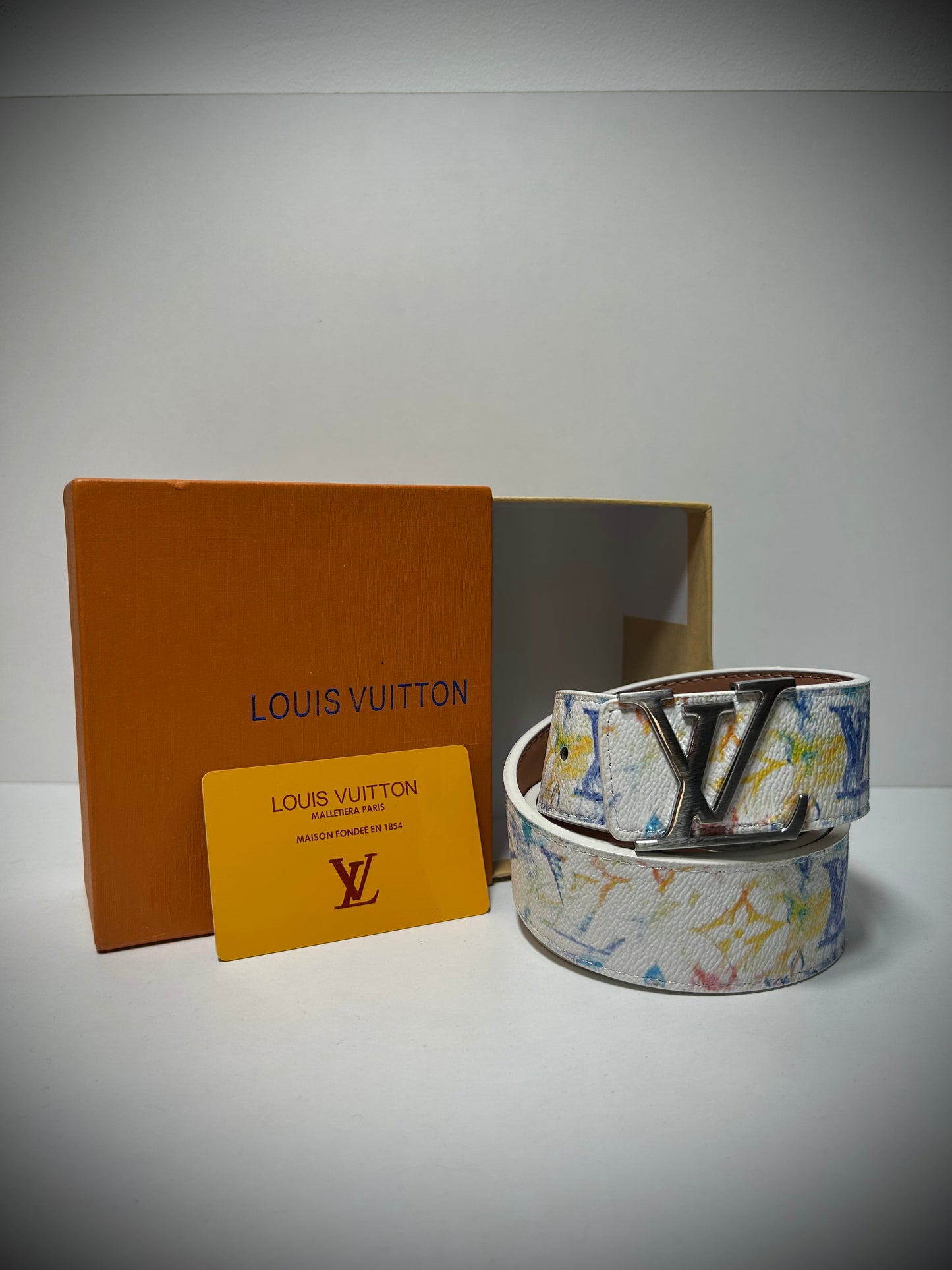 Curea Louis Vuitton White Multicolor