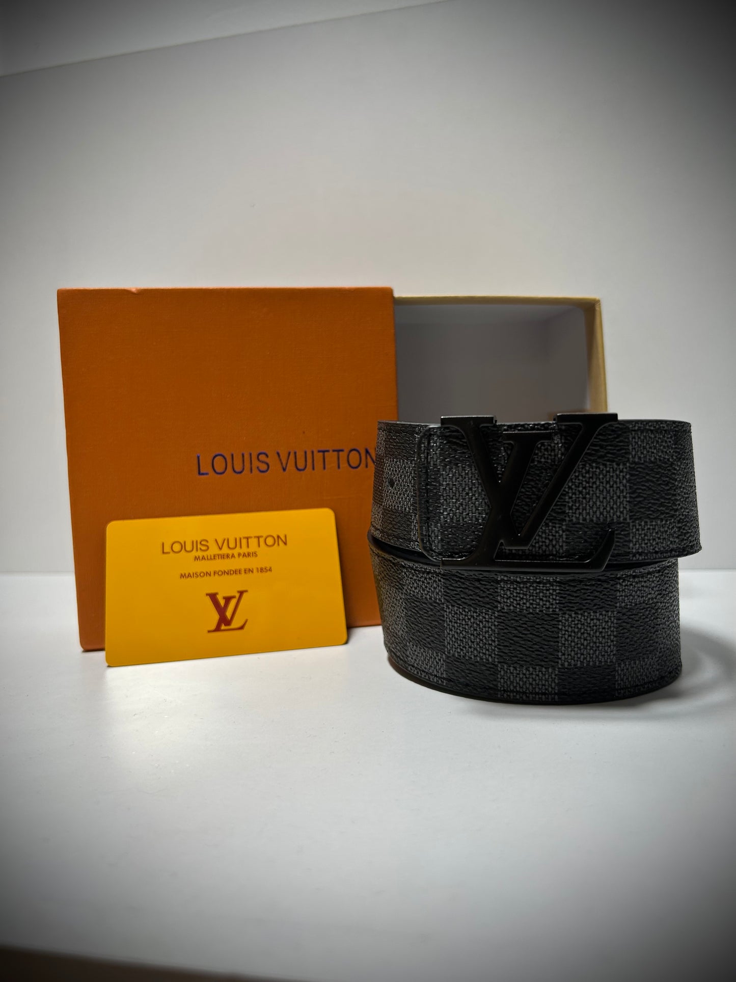 Curea Louis Vuitton Black
